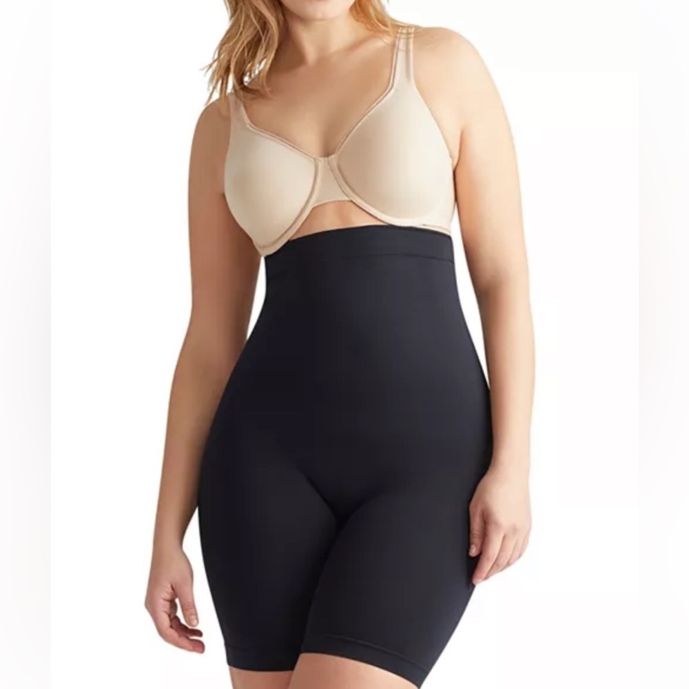 NWT 2 Pack Yummie High Waist Ultralight Seamless Shaping Shorts Black/Nude L/XL